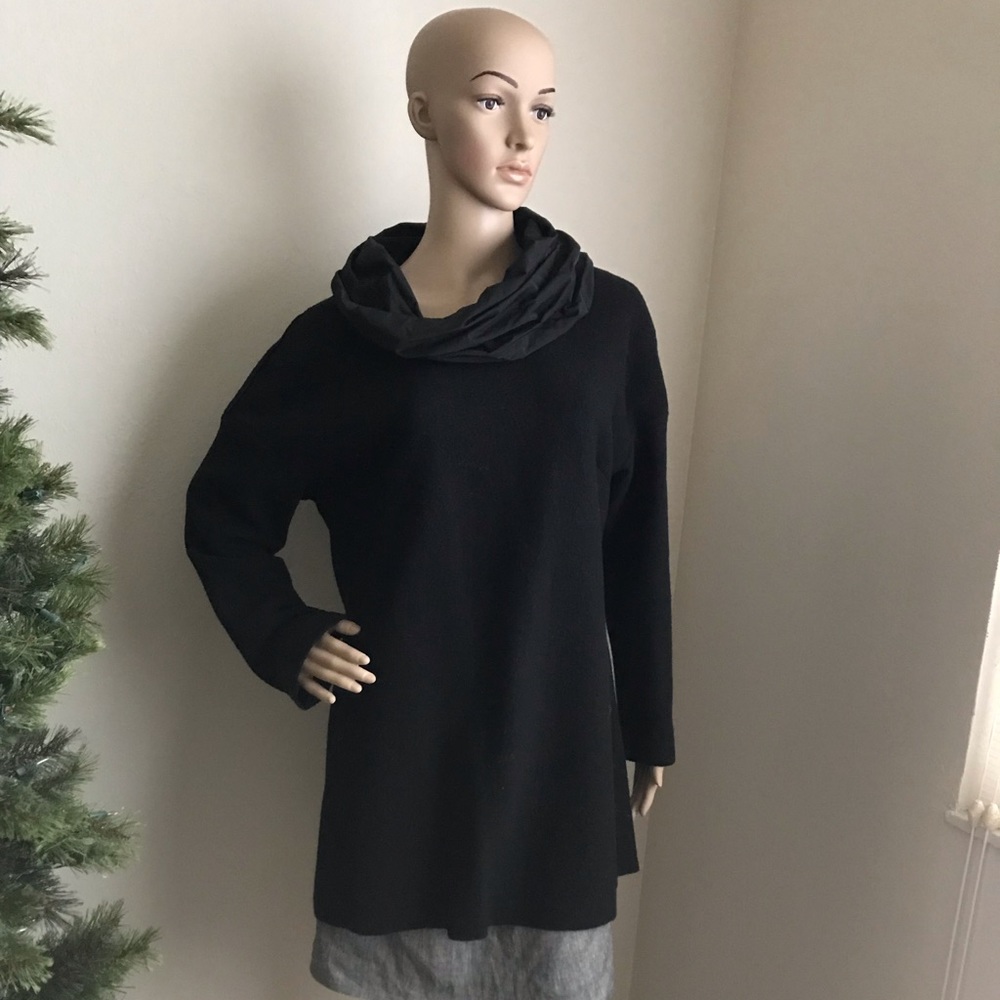 Elemente Clemente Virgin Wool Sweater!!